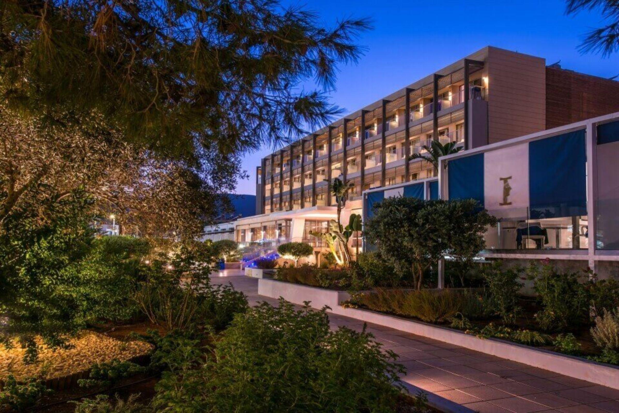 I Resort Beach Hotel & Spa (Adults Only) Stalida Exteriör bild